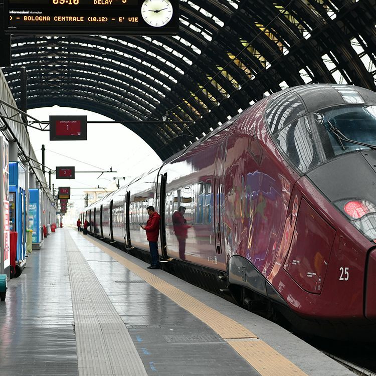 ITA trainstation split